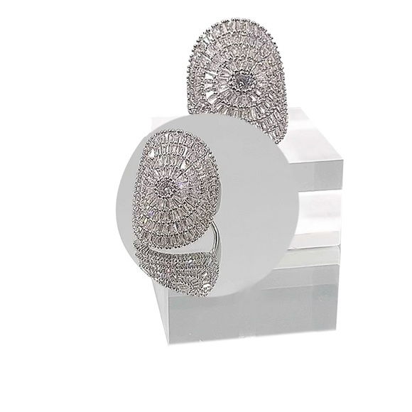 Gypsophila Ring Whispers Elegance Shiny Cubic Zirconia Sparkly Halo Ring - Picture 6 of 12